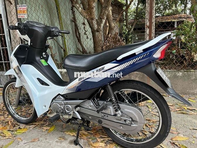 Sirius Fi mẫu mới ít chạy bánh trước theo xe