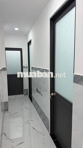 bán nhà gần chợ xuân thới thượng-3 phòng ngủ-giá chỉ hơn 2 tỷ