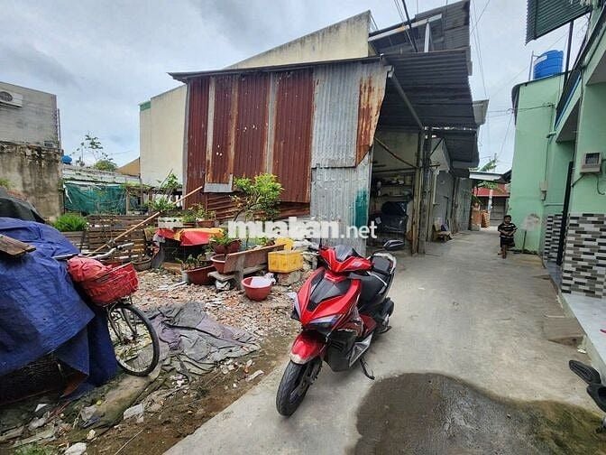 Đất full thổ cư 60m2 ngay chợ Hóc Môn giá mềm 2tỷ2 Sổ hồng riêng