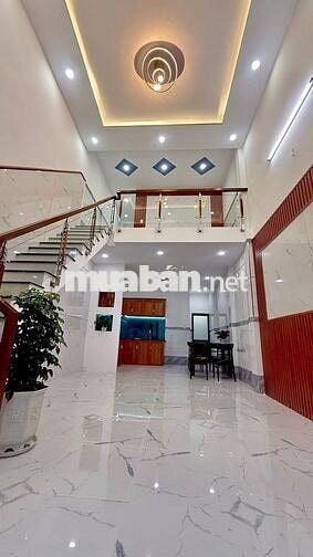 bán nhà gần chợ xuân thới thượng-3 phòng ngủ-giá chỉ hơn 2 tỷ