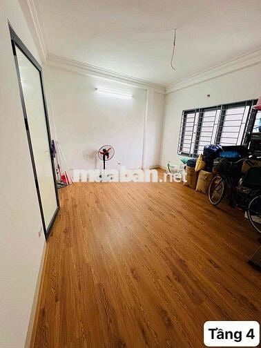 Bán nhà phố Trạm - Long Biên 35mx5 tầng, giá 6.6 tỷ. Full nội thất
