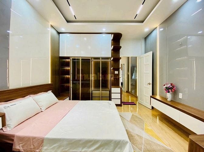 GIẢM GIÁ CĂN NHÀ DT 4M X 16,6M ĐƯỜNG HẺM Ô TÔ XE TẢI, GẦN EMART 2