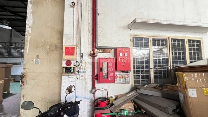 cho thuê kho xưởng 2400m2 có PCCC  Gò Vấp 