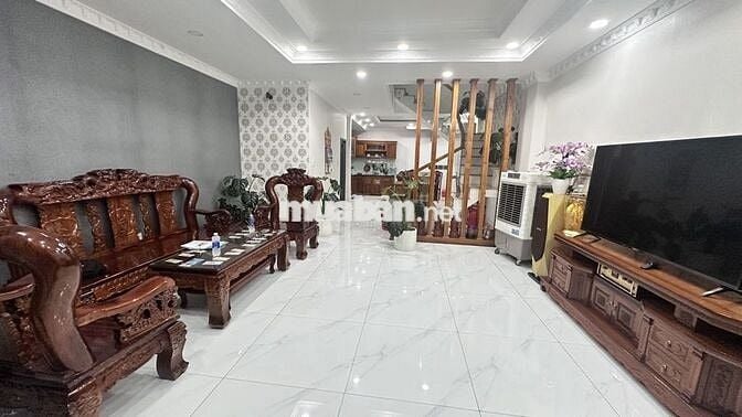 BÁN NHÀ MẶT TIỀN HIỆP THÀNH Q12 – SÁT VÁCH GÒ VẤP TẶNG FULL NỘI THẤT