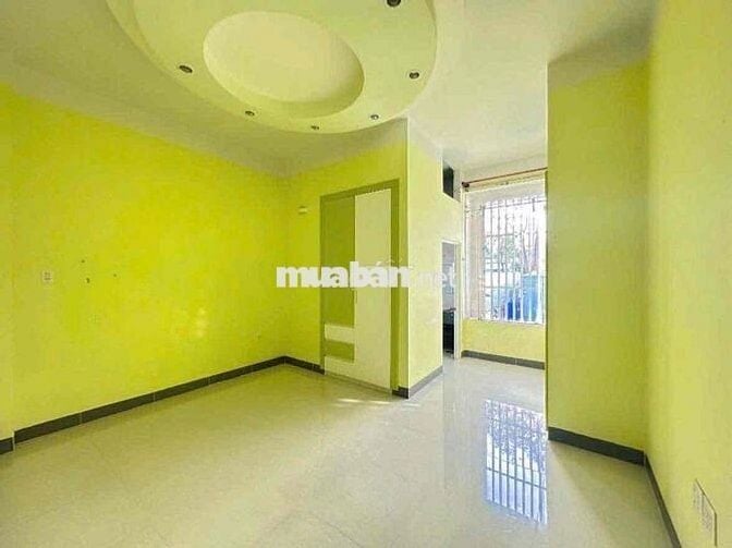 Cho thuê nhà 2 lầu mặt tiền KDC Hồng Phát 3 phòng ngủ
