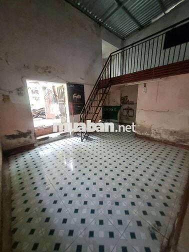 CHO THUÊ NHÀ 93M2 CÓ SÂN TRƯOC TO HẺM 1991 LÊ VĂN LƯONG CÓ GÁC