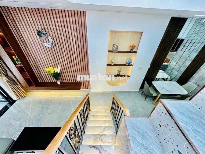HIẾM NHÀ HẺM XE HƠI ĐẬU CỬA -THỐNG NHẤT PHƯỜNG 11 GÒ VẤP.  + v