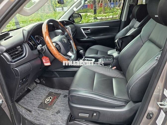 Toyota Fortuner 2024 2.7 AT 4x2 - 18219 km