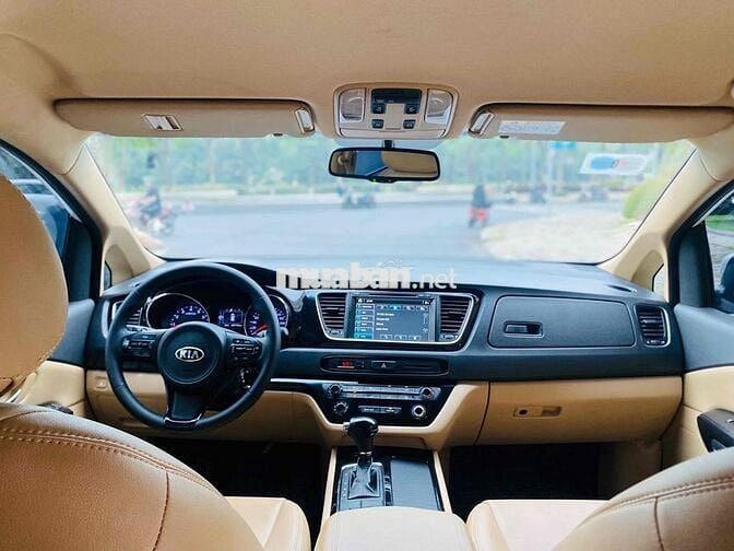 KIA SEDONA GAT 2016