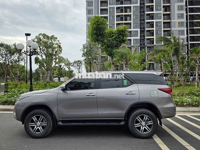 Toyota Fortuner 2024 2.7 AT 4x2 - 18219 km