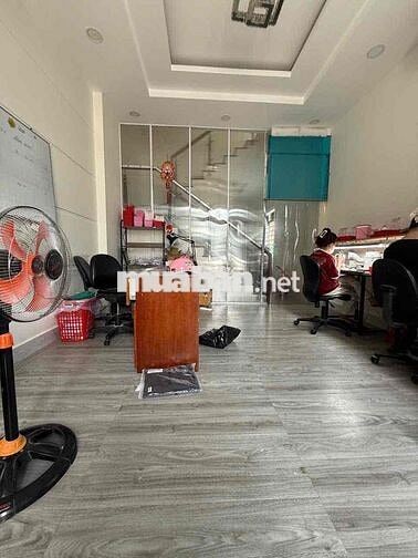 Bán Nhà 3 Tầng BTCT - Đường Rộng Thênh Thang, Nở Hậu Đón Tài Lộc - Khu