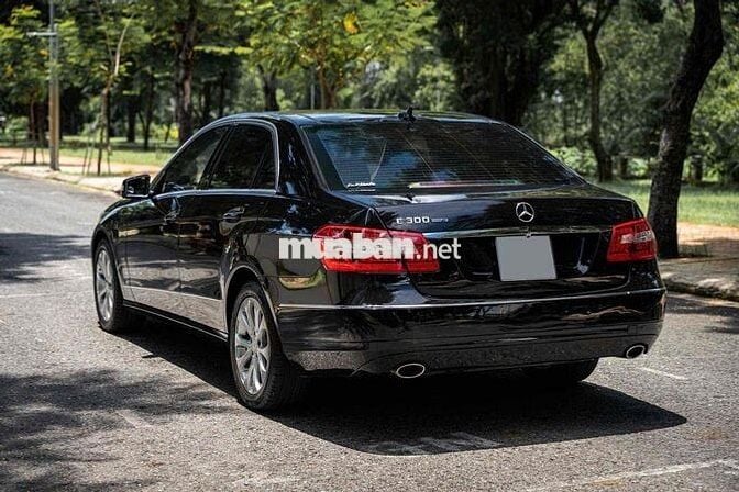 Mercedes Benz E Class 2010 E300