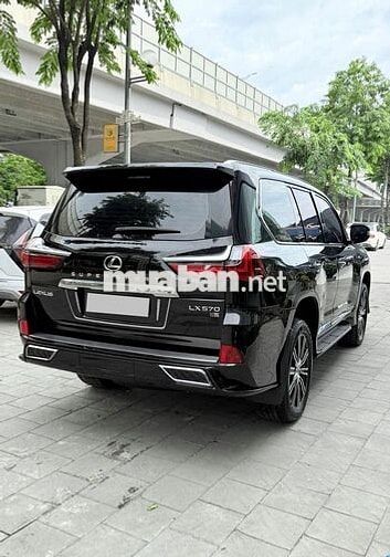 Lexus LX570 Super Sport Trung Đông - 2019, 1 chủ.