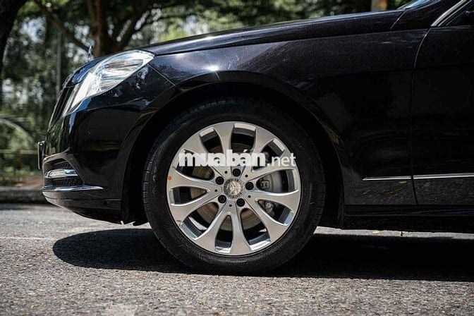 Mercedes Benz E Class 2010 E300