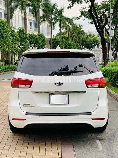 KIA SEDONA GAT 2016