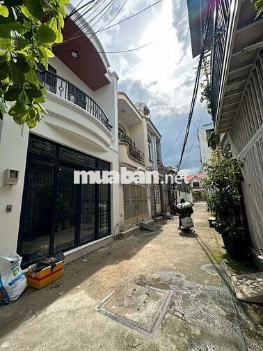 Nhà 4x11,5 ,2 tầng hẻm thông otô ngay công viên Thuận Kiều khu38ha DTG