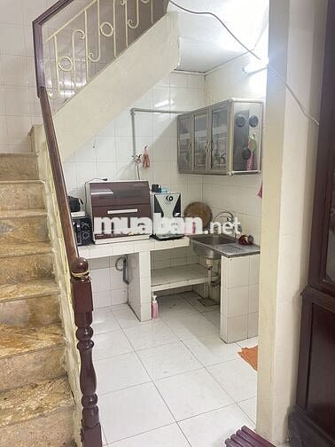 Cho thuê nhà 25m2 x 4 tầng ngõ 22A Hai Bà Trưng, Hoàn Kiếm