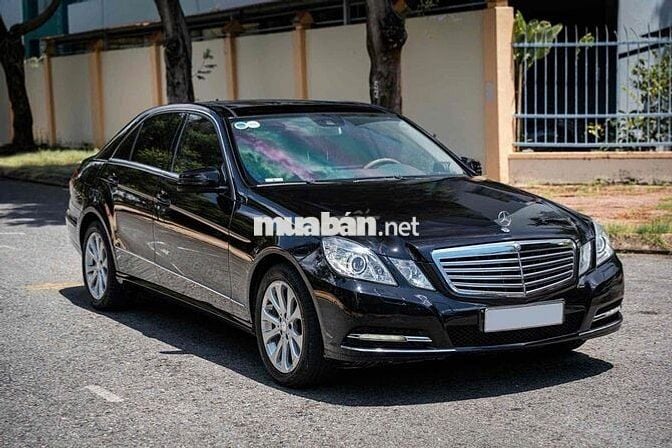 Mercedes Benz E Class 2010 E300