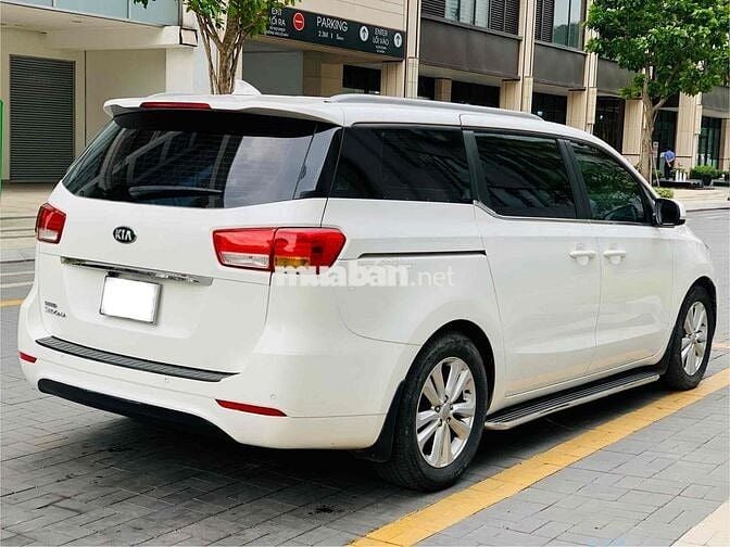 KIA SEDONA GAT 2016