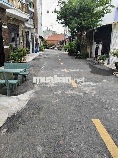 NHÀ LÔ GÓC MÁT MẺ - TƯƠNG LAI MT ĐƯỜNG 30M.