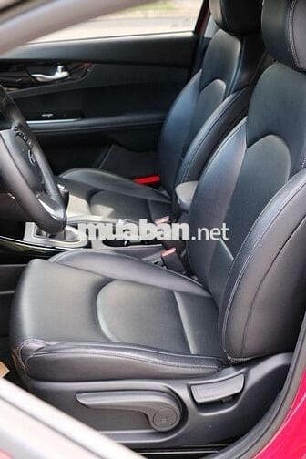 Kia Cerato 1.6 MT  - 50000 km