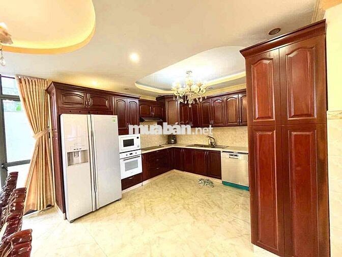 Cho Thuê Biệt Thự Lê Thị Chợ, Q7 Hầm Trệt 3 Lầu