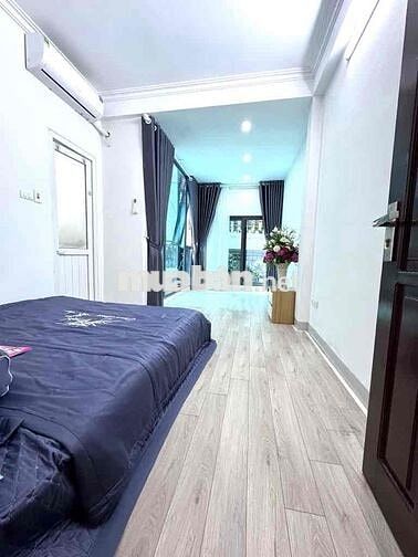 Trương Định - Oto Đỗ Cửa - Cách 3 Nhà Ra Mặt Phố - 40m Giá 7.45 tỷ