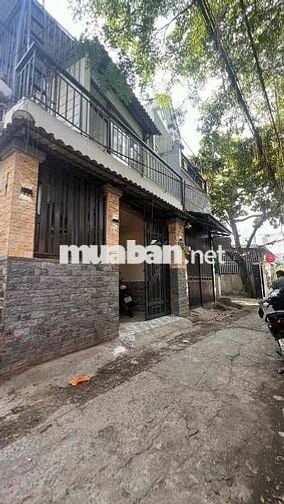 Bán Nhà Sổ Chung 3,5x10,1 lầu,2tỷ150tr,lê văn khương