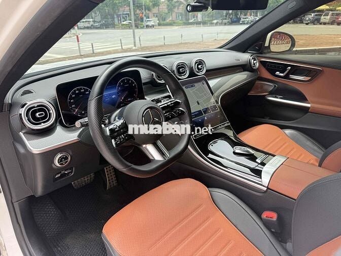Mercedes Benz C300 AMG 2021 - 24000 km