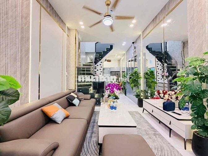 BÁN NHÀ MỚI - SÁT HẺM XE HƠI - KẾ BÊN ĐH CÔNG NGHIỆP