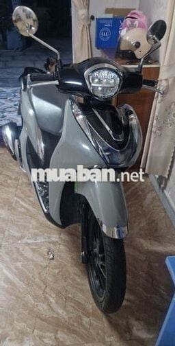 Xe tay ga SH mode 2024 màu Xám đen còn rất mới