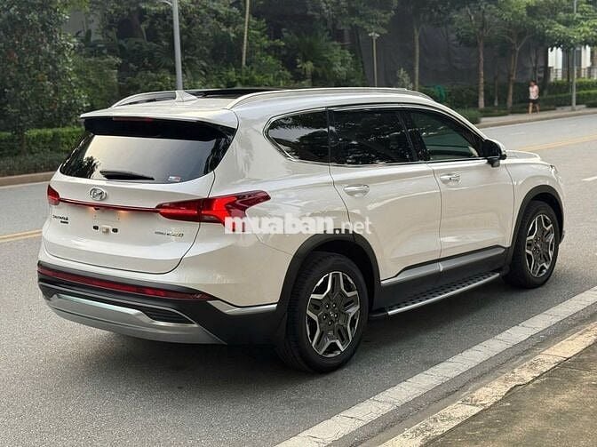 Hyundai Santa Fe 2024 2.2 Dầu Cao Cấp - 30000 km