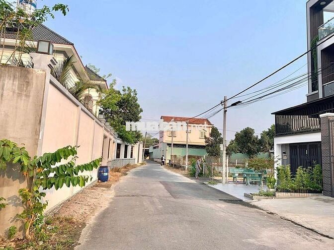 300tr KẾ CHỢ VIỆT KIỀU 94m2 SHR SUỐI LỘI Tân Thông Hội Củ Chi FULL