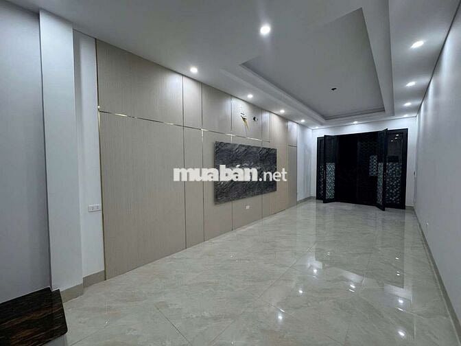 SIÊU PHẨM PHỐ CỔ LINH LONG BIÊN ĐỐI DIỆN AEON MALL HÀNH XÓM TRƯỜNG HỌC