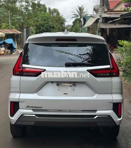 Mitsubishi Xpander 2022 AT Premium