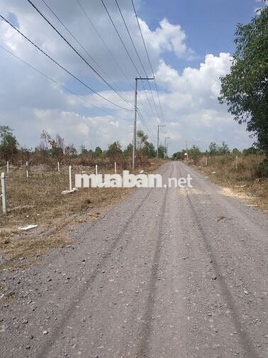 Hot, lô đất 95m2 - KP7. Long Bình kế KCN Hố Nai