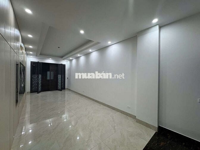 SIÊU PHẨM PHỐ CỔ LINH LONG BIÊN ĐỐI DIỆN AEON MALL HÀNH XÓM TRƯỜNG HỌC