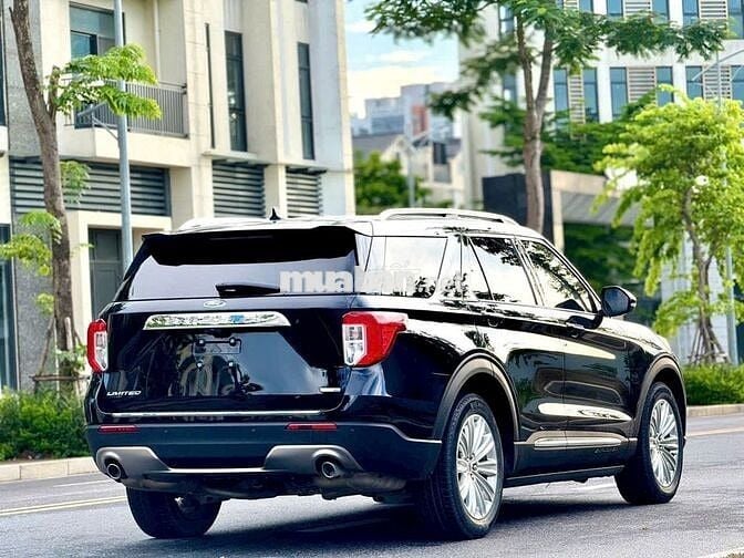 Ford Explorer 2022 Limited 4WD - 30000 km