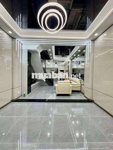 Nhà hoàn công nội thất phun tại Bình Chuẩn