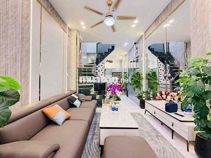 BÁN NHÀ MỚI - SÁT HẺM XE HƠI - KẾ BÊN ĐH CÔNG NGHIỆP
