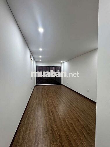 SIÊU PHẨM PHỐ CỔ LINH LONG BIÊN ĐỐI DIỆN AEON MALL HÀNH XÓM TRƯỜNG HỌC