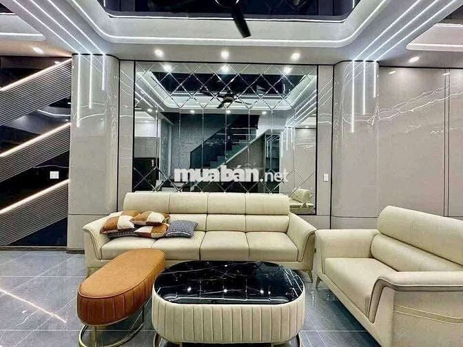 Nhà hoàn công nội thất phun tại Bình Chuẩn