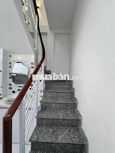 Bán nhà HXH Tân phú 4x15. 2 tầng 3pn 2tolet  Nguyễn  Ngọc Nhật sổ đẹo