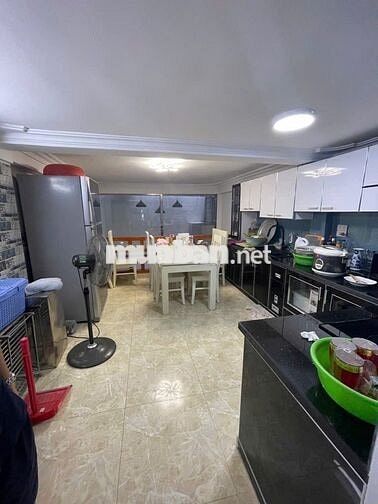 Hiếm! Lô góc bán đảo Hồ Tây – Ô tô tránh – Thang máy xịn – Giá cực tốt
