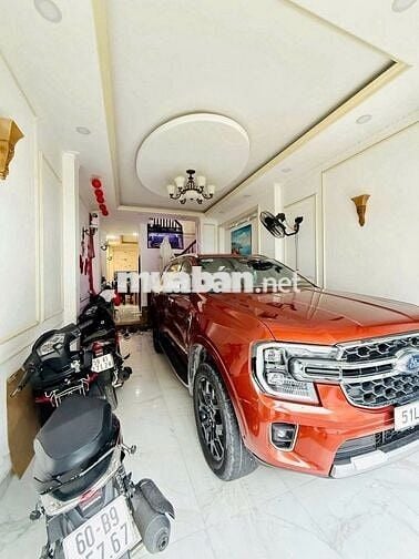 Bán nhà đúc 4 tầng, Cạnh khu Ẩm Thực Tô Hiệu. Dt: 85m2,HXH, Chỉ 7xxty