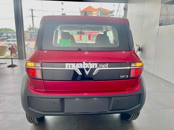VinFast VF3 ưu đãi lớn chỉ 4,5 triệu/tháng có xe