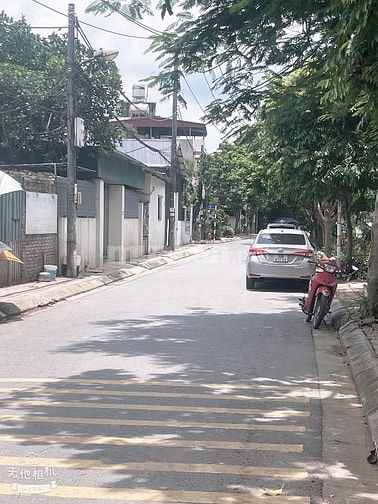 Còn 1 mảnh cuối 32m2/ long biên  nhõ ôtô vào đất xá 3tye28