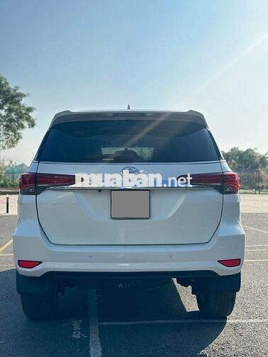 Toyota Fortuner 2.4AT 2019 diesel trắng camay