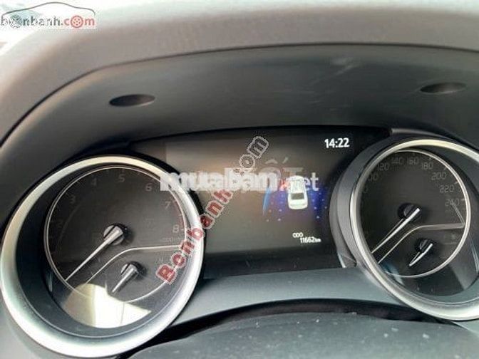 Toyota Camry 2.0Q 2022