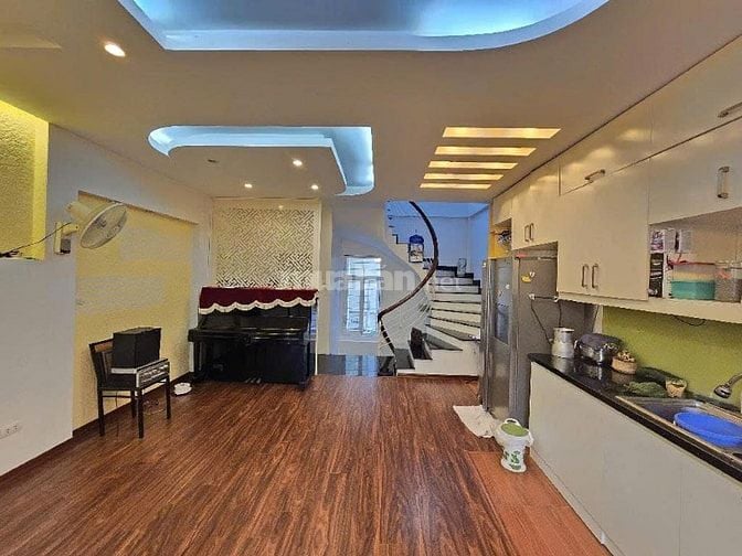NHÀ YÊN HÒA - PHÂN LÔ Ô TÔ TRÁNH - 45M2 -5 TẦNG - MT 5M - 12 TỶ
